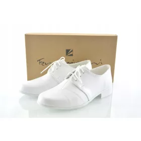    Обувки за причастие 27 номер за момче