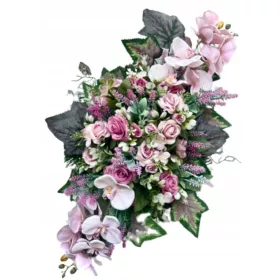   Елегантна връзка от изкуствени цветя в обтегната кръгла ваза