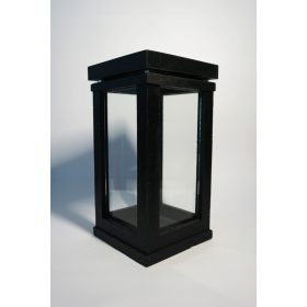   Класически черен фенер за гробища - устойчивост и елегантност