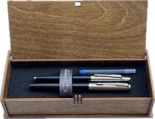  Писалка Parker Jotter черна и сребриста + патрони за писалка Parker