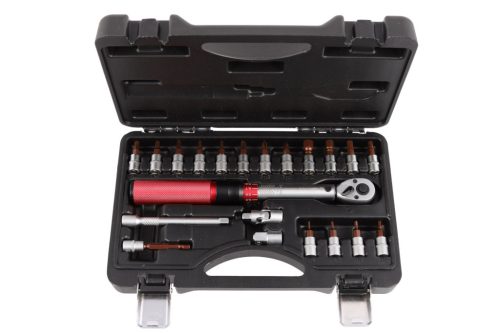  Динамометричен ключ 1/4'' 2-15Nm в комплект Quatros QS59002