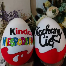    Яйце Kinder Surprise XXL Подарък за Свети Валентин за нея За него