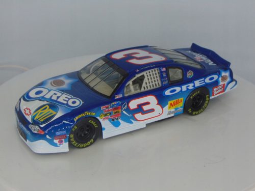  ЕКШЪН 2002 DALE EARNHARDT JR #3 CHEVY MONTE CARLO OREO RITZ NASCAR - 1/24