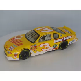    ЕКШЪН 2002 EARNHARDT JR #3 CHEVROLET MONTE CARLO NILLA WAFERS NASCAR 1:24