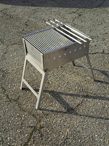  НЕРЪЖДАЕМА 3мм кутия Mangal Grill за 8 шампоана