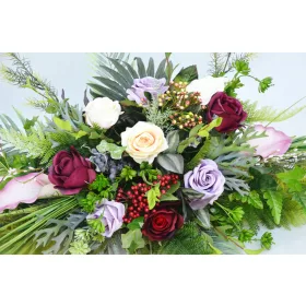   Голям, ексклузивен венец от висококачествени изкуствени цветя