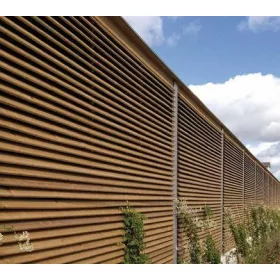 Сляпа ограда от дървена дъска