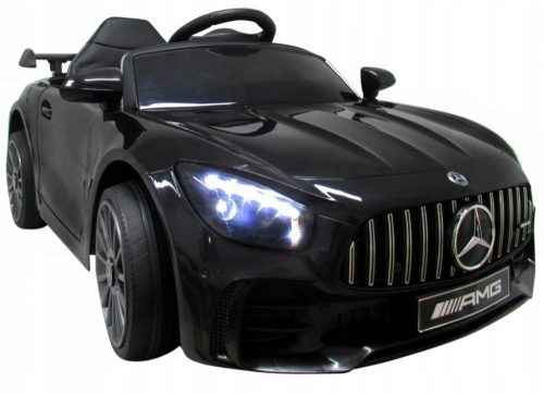  Черен автомобил Mercedes GTR-S